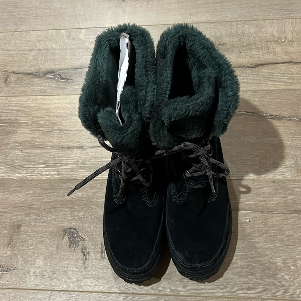 Suede black timberland faux fur trim size 10